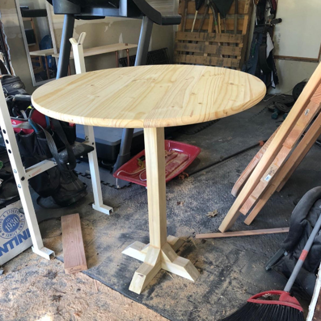 Customer Share - Pine Round Table