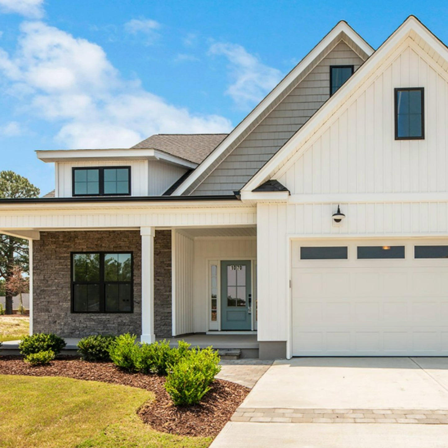 Evolve Stone Capital Sky Stone Veneer (14.25 sq. ft. per box)